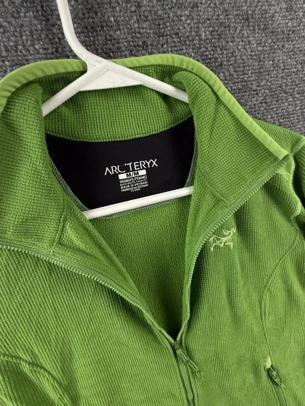 Arc'teryx Delta LT 14459 Jacket Polyester Medium Fleece Green Logo Gorp Women